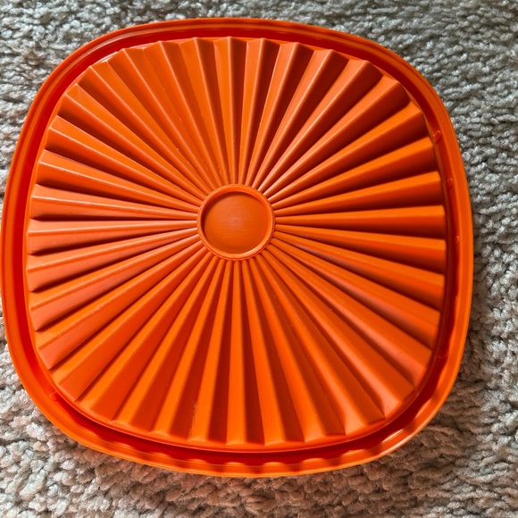 Tupperware bowl - Picture 4 of 6
